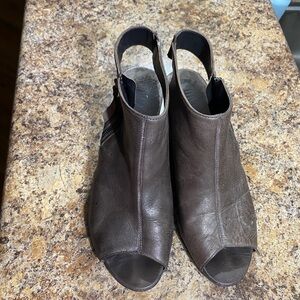 Taupe Peep Toe Leather Munro Booties
